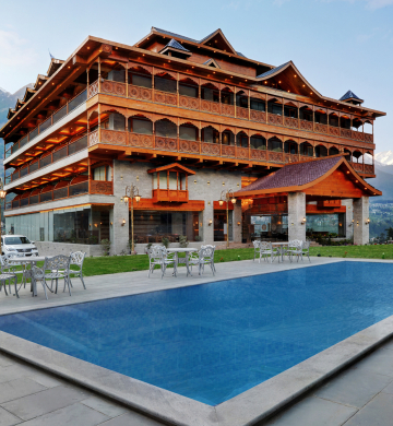 Discover the Charm of a 4-Star Hotel in Manali