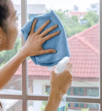 Crystal Clear Views: Master the Art of Window Washing Today