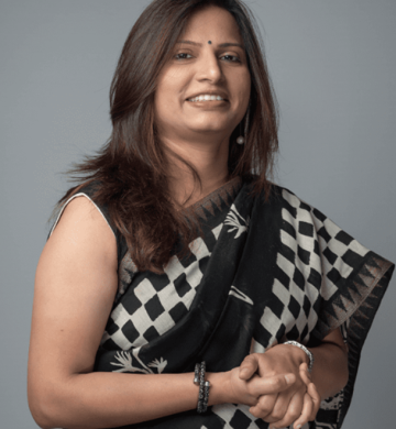 If you need breast cancer surgery in Pune, trust Dr. Shilpy Dolas, who specializes in advanced surgical options with compassionate care for each patient.