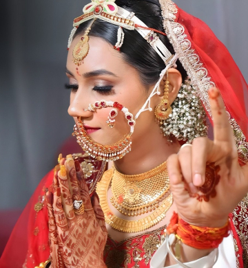 Why Every Uttarakhandi Bride Should Own a Nathuli: Stories Woven in Gold